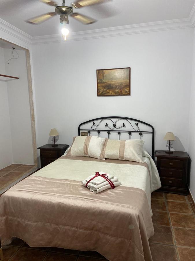 Vivienda Rural Los Tajos De Setenil Setenil De Las Bodegas Eksteriør billede